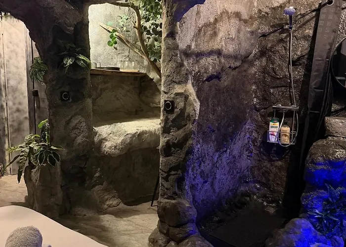 La Grotte Immersion Complete Avec Jacuzzi * נים